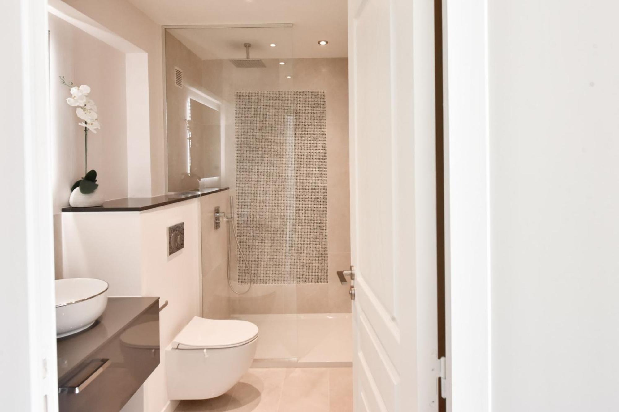 Cannes - 2-Br Flat 15-Min Walk To The Beaches エクステリア 写真