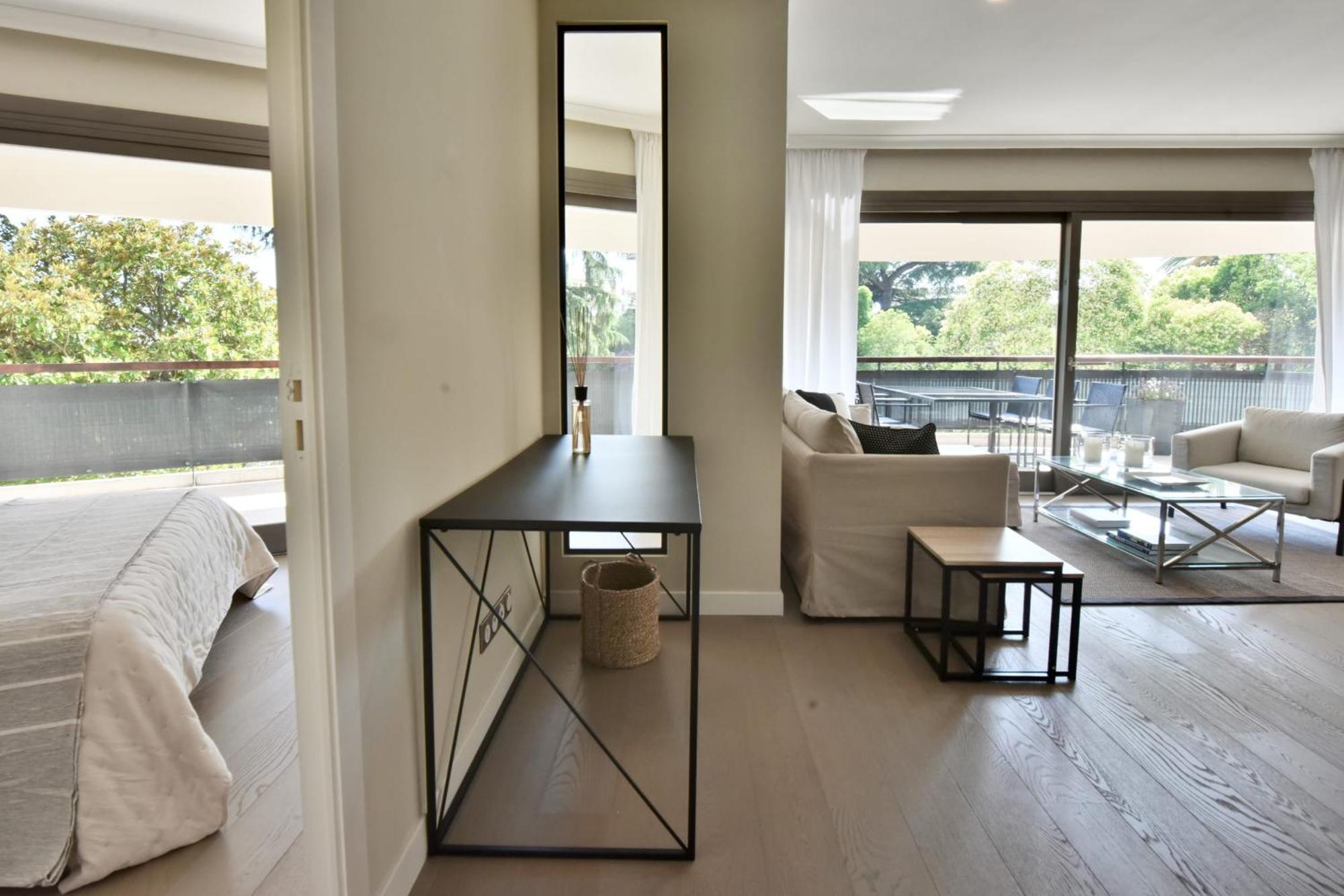 Cannes - 2-Br Flat 15-Min Walk To The Beaches エクステリア 写真